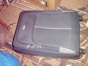 WALIZKA na 4 kołach, model LUCKY, duża 65x41cm, solidna