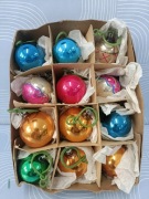 Bombki choinkowe prl kolorowe 101