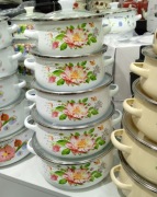 Zestaw garnków emaliowanych  wzór kwiaty 5 szt