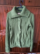 Sweter damski zielony