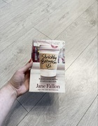 Książka Strictly Between us Jane Fallon po angielsku