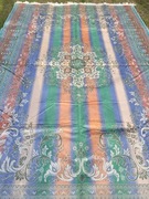 Piękny duży  tkany dywan 