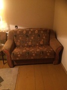 Sprzedam kanapę 2 osobową rozkładaną z możliwością do spania.