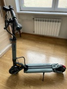 Vsett 8 2024 490km idealna!