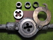 UCHWYT POKRĘTŁO OPRAWA NARZYNKI M16>