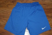 NIKE  krótkie SPODNKI szorty  dla  chłopca  M 