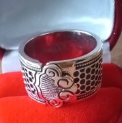 Pierścionek srebrny nowy