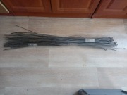 Pręt drut mocujący z oczkiem 100cm - 65 szt. złom
