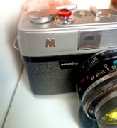 MINOLTA A5 + światłomierz TTartisan + lampa Ulanzi + filtr, futerał 