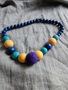 Korale    drewno kolorowe