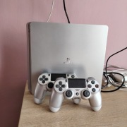 Konsola PlayStation 4 slim silver 500GB