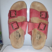 klapki damskie czerwone skórzane 37 PLAKTON hiszpańskie używane a jak nowe!