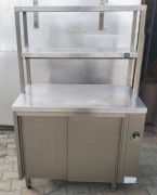 Stół grzewczy przelotowy gastronomiczny z nadstawką