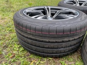 Zestaw kół BMW M5 R19 (2 sztuki - 275/40 RZ19 + 2 sztuki - 285/40 RZ19)