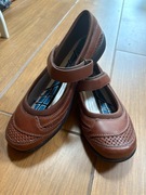 Półbuty zapinane na regulowany rzep skóra naturalne nowe 25cm lekkie
