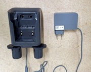 Uchwyt ścienny z ładowarką do odkurzacza pionowego Samsung Jet 