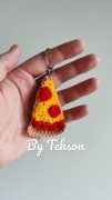 Szydełkowany kawałek pizzy | brelok | zawieszka handmade