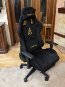 Fotel biurowy, gamingowy w pełni regulowany