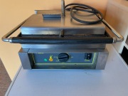 Kontakt grill PANINI, P 3 kW, U 230 V Roller Grill