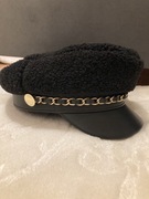 Kaszkiet zimowy czapka z daszkiem łańcuchem steve madden 56 cm