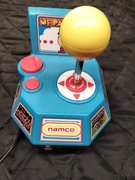 Ms. Pac-Man 5 w 1 Plug & Play TV Video Game (2004) – Jakks Pacific / Namco
