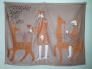 Makata na ścianę, intrygująca