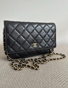 Chanel Wallet on Chain (WOC) portfel – czarna skóra jagnięca gold hardware
