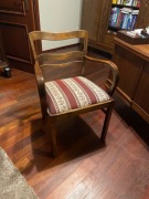 Piękne krzesła z okresu międzywojennego