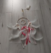 Łapacz snów ze światełkami LED różowy z piórami magia ezoteryka