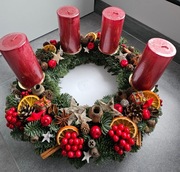 Stroik adwentowy z jodły nobiles+  4 świecie 