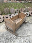 Kołyska drewniana ludowa PRL 