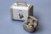 Słuchawki sony wf-1000xm4. Komplet stan bardzo dobry.