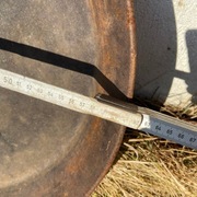 Duża żeliwna patelnia cateringowa gastronomiczna 60cm 