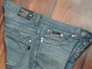 PRADA- UNDERGROUND- VINTAGE- pas 91 cm