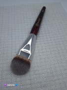 Nowy pędzel do makijażu twarzy BK beauty 109 