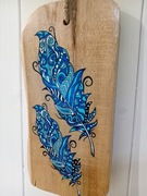 Rękodzieło, ozdoba ścienna na drewnie boho style pióra, dekoracja drewniana