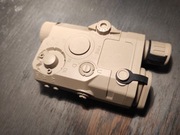 Latarka taktyczna PEQ-15