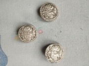 Zestaw trzech guzików Groschel 