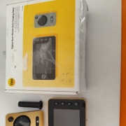 wizjer elektroniczny Yale D5800