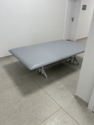 Stół rehabilitacyjny SR-3-B Tech-Med – stan jak nowy
