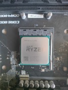 AMD Ryzen 7 2700