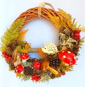 Wianek jesienny Bajkowy las handmade czerwony zielony brązowy wiklinowy