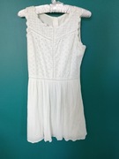 Biała dziewczęca sukienka z haftami 158-164cm