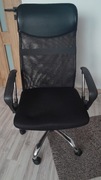 Krzesło biurowe czarne fotel do biurka na kółkach używany