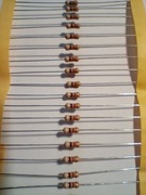 Rezystor węglowy THT 9,1kohm 1/4 0,25W 10szt