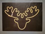Dekoracyjna lampa led w kształcie głowy renifera