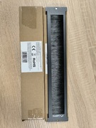 PANEL SZCZOTKOWY DO SZAFY 19" STOJĄCEJ FF01