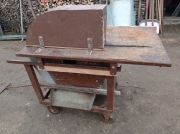 Cyrkularka piła stołowa do gałęzi 