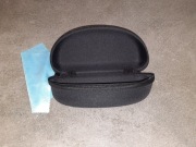 Etui na okulary nowe czarne na zamek