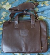 Brązowa torba na laptopa lub pada do 15 cali